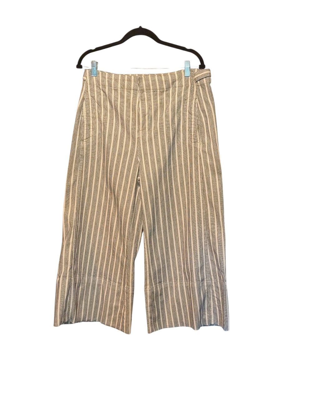 Pilcro Striped Wide-Leg Crop Pants in Beige and White